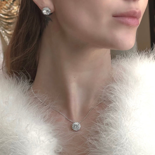 Bella Pendant necklace