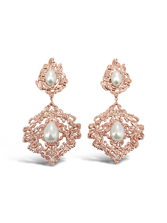 Melinda Pearl Earrings
