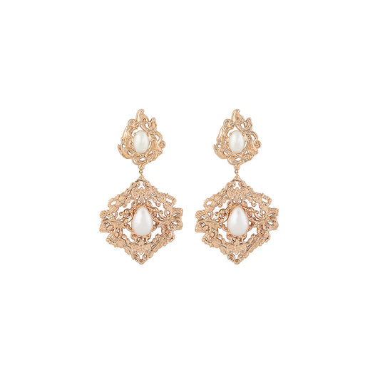 Melinda Pearl Earrings